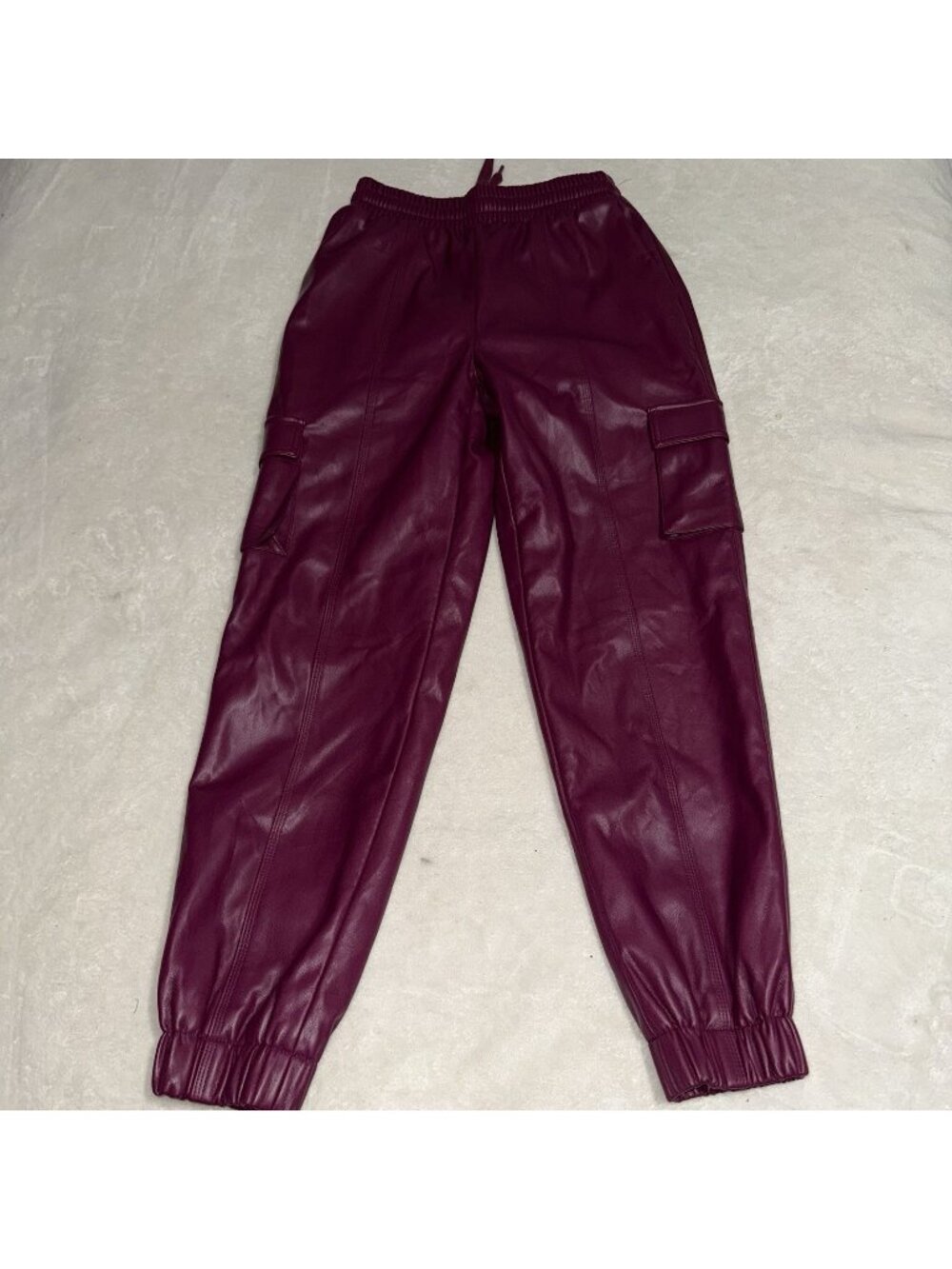 Alo Yoga Faux Leather Cargo Jogger Pants Women’s Small Burgundy